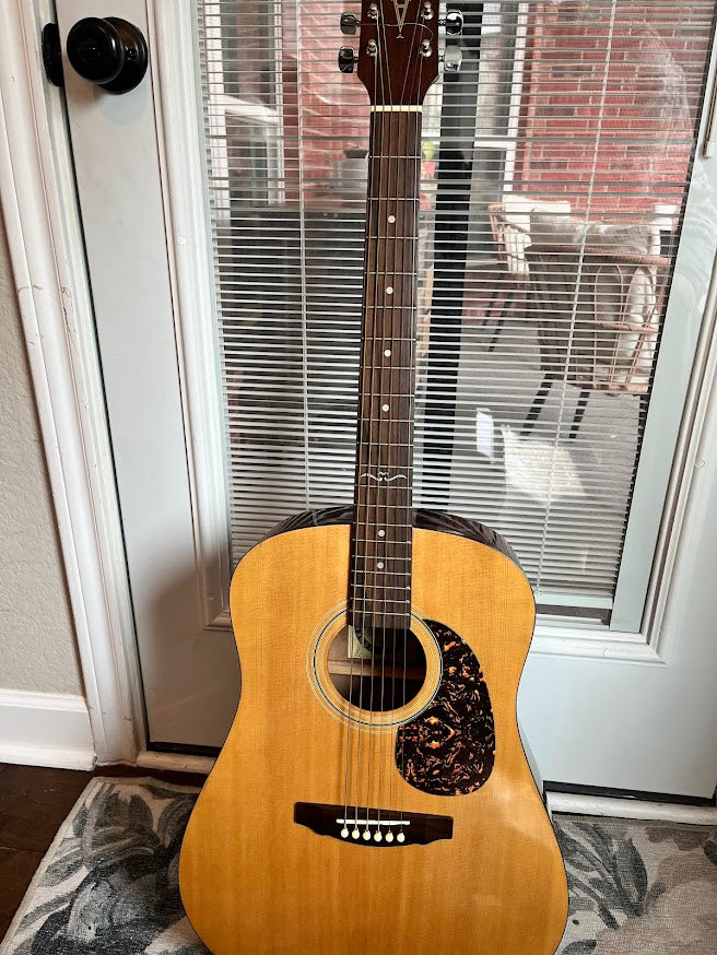 Alvarez Regent 5212 dreadnought – Made in Korea – gig bag & extras