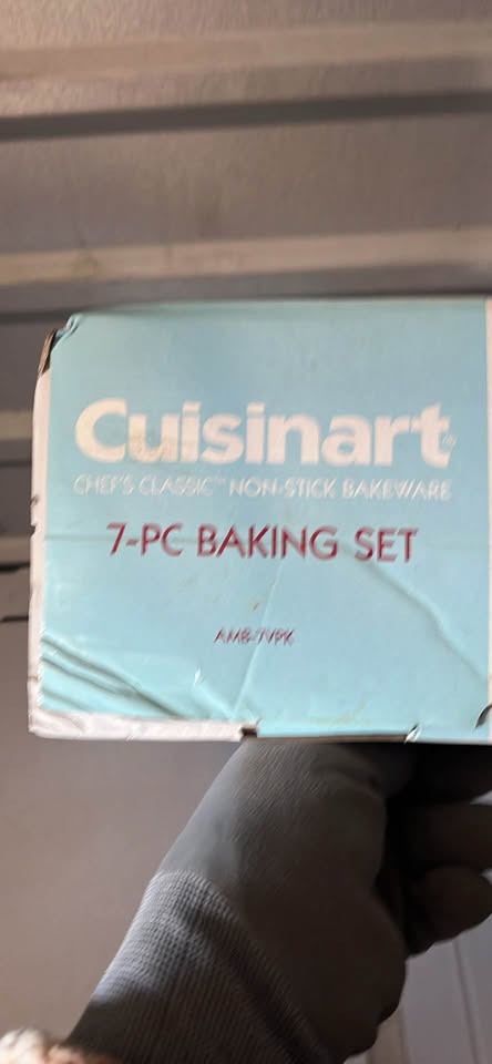 Cuisinart Chef’s Classic 7-Pc Nonstick Bakeware Set (AMB-7BC) – Complete - image 4