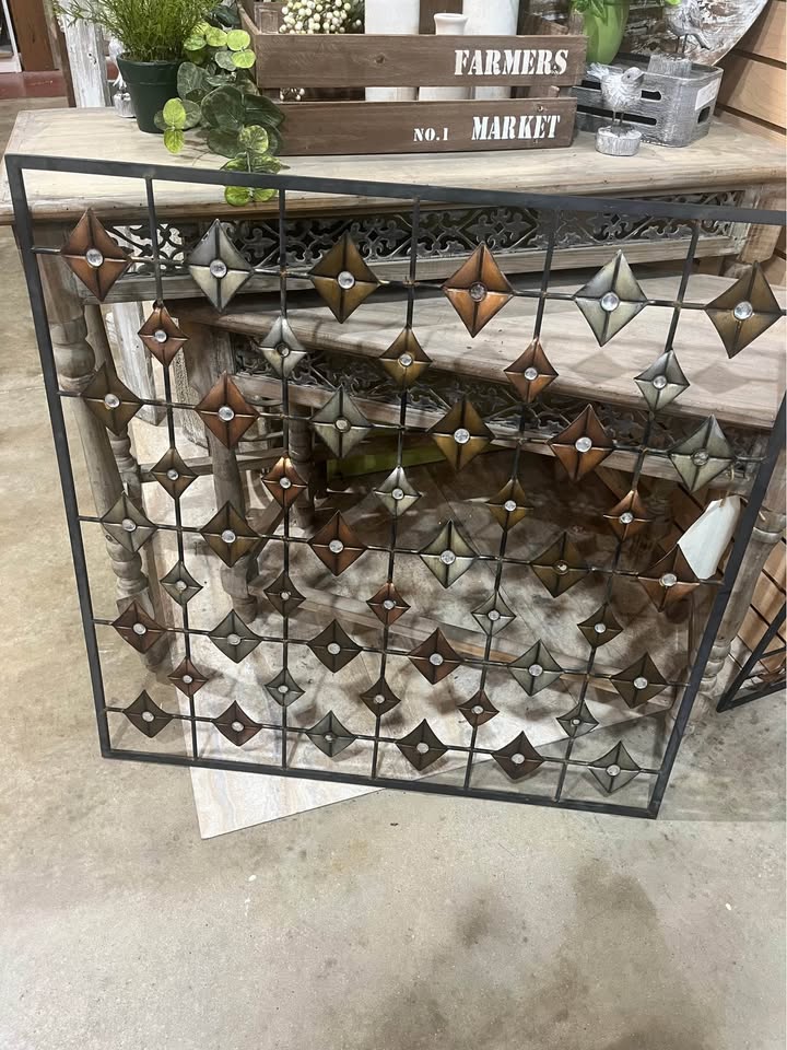 Large Modern Metal Geometric Wall Art – 32” x 32”