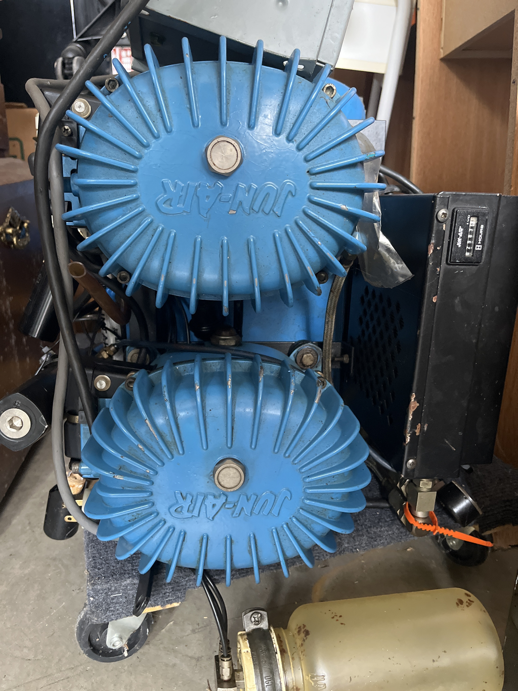 Jun-Air dental air compressor (220–240V) — working prior to removal, Corpus Christi pickup